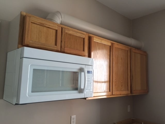 Building Photo - 346 College Ave