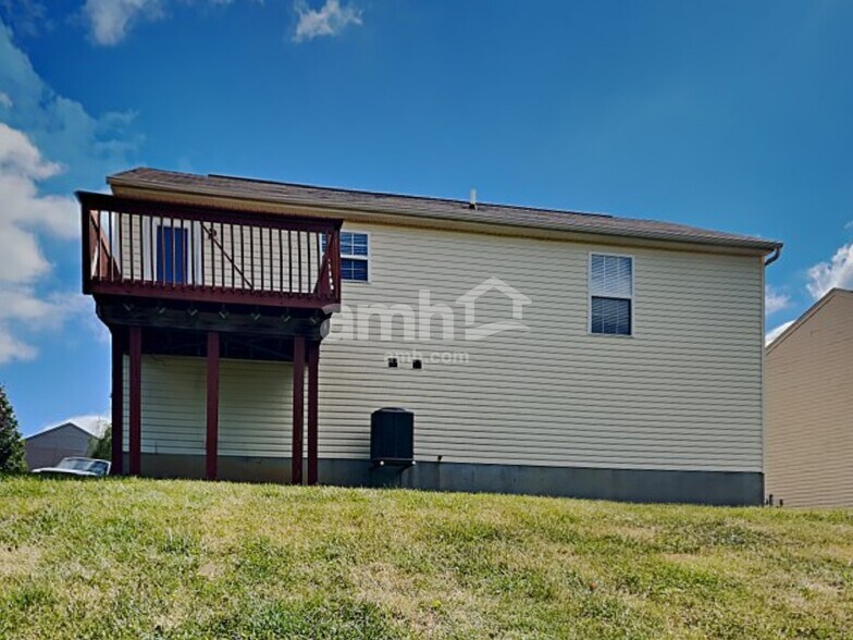 Building Photo - 599 Astoria Ct