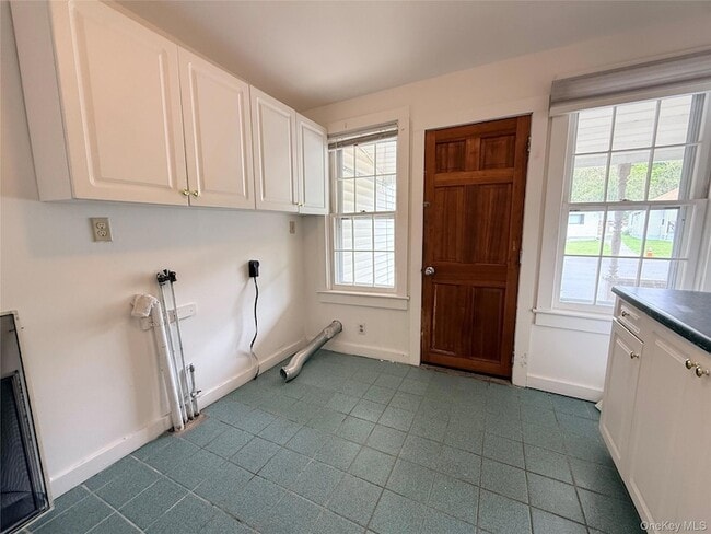 Building Photo - 19 Quartz Ln