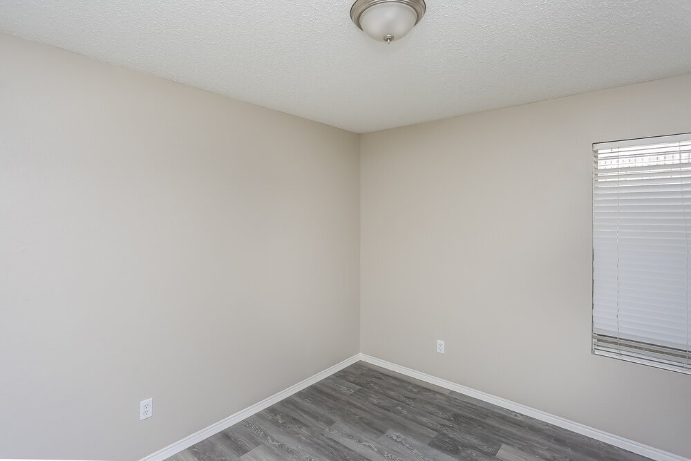Building Photo - 8757 Garden Springs Dr