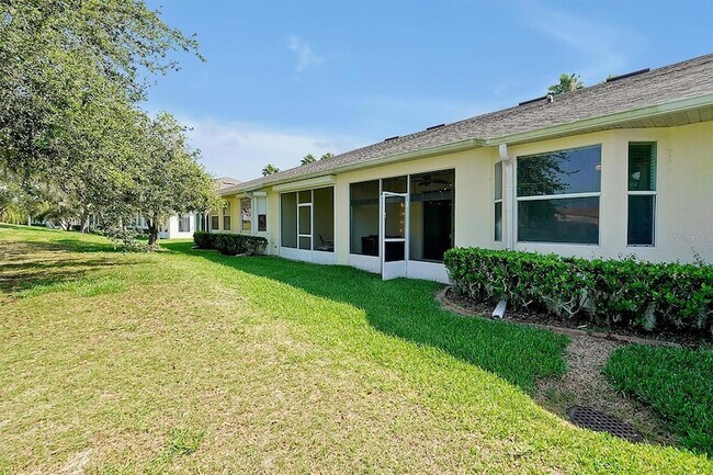 Building Photo - 168 Club Villas Ln