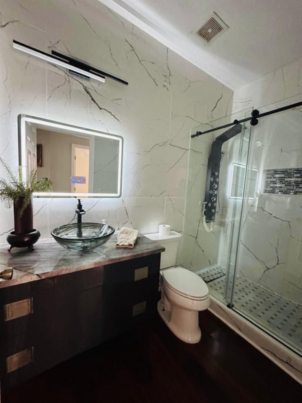 Building Photo - 11745 Via Lucerna Cir