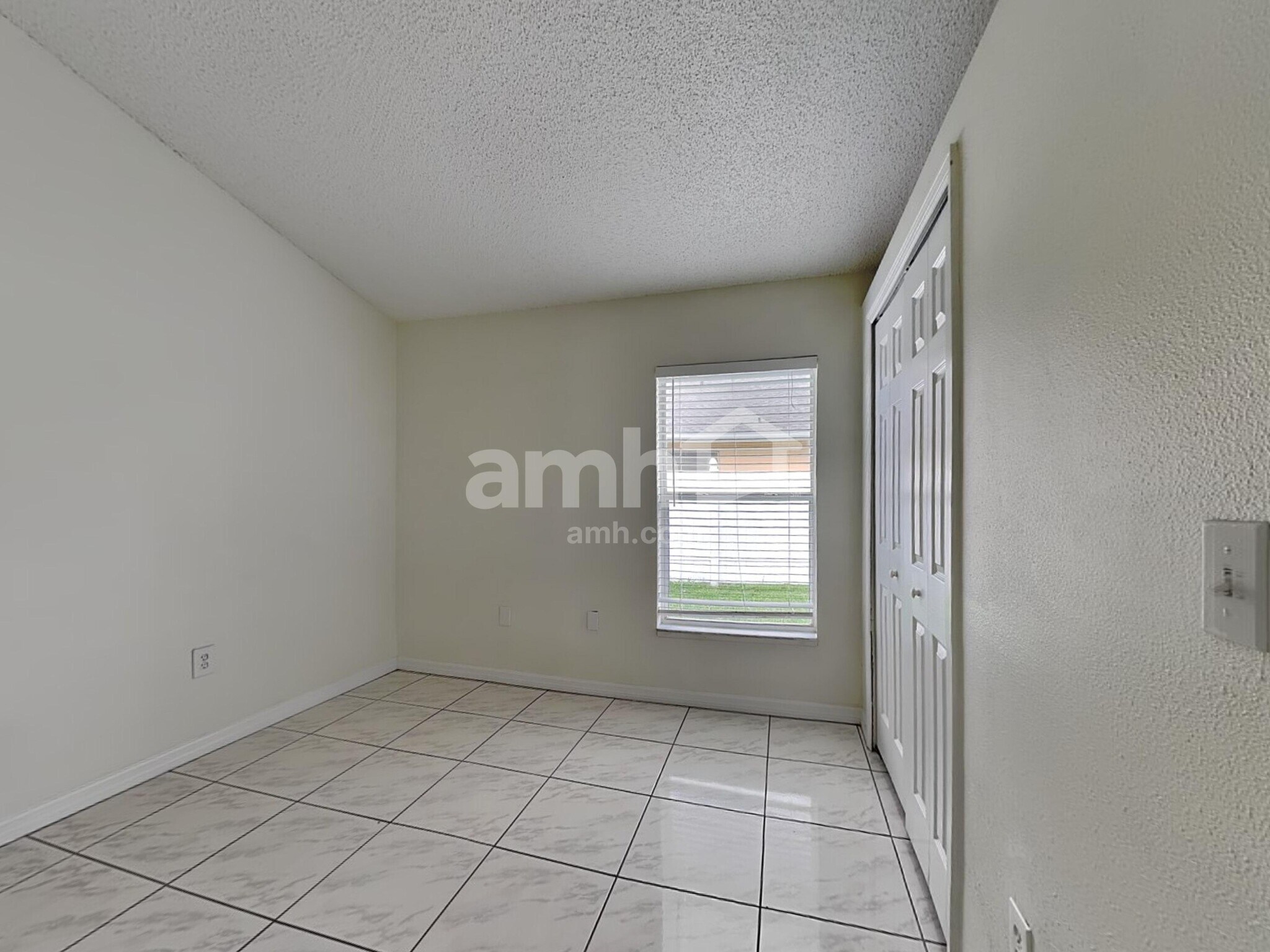 Building Photo - 2808 Berkshire Cir