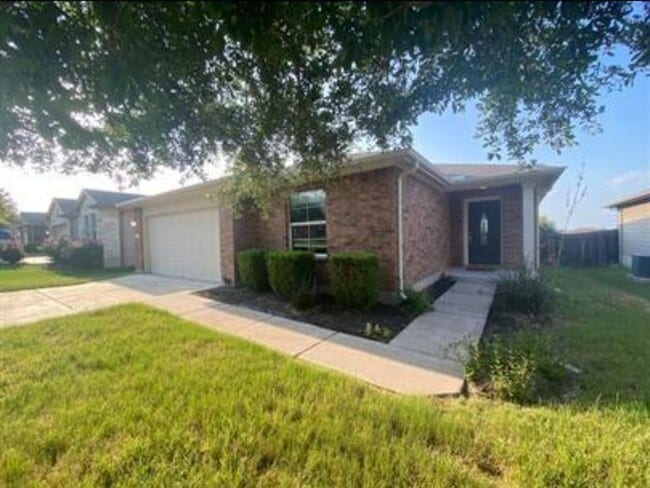Primary Photo - 107 Lavaca Loop
