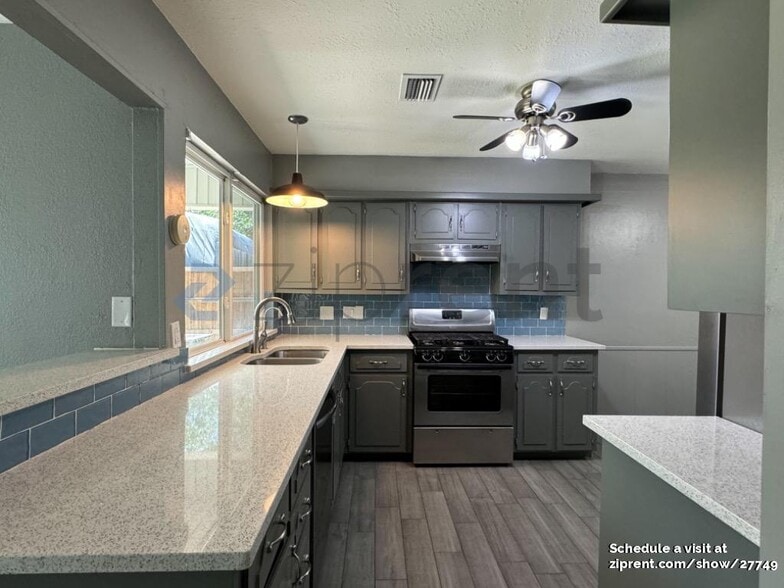 Building Photo - 127 Hardwicke Ln