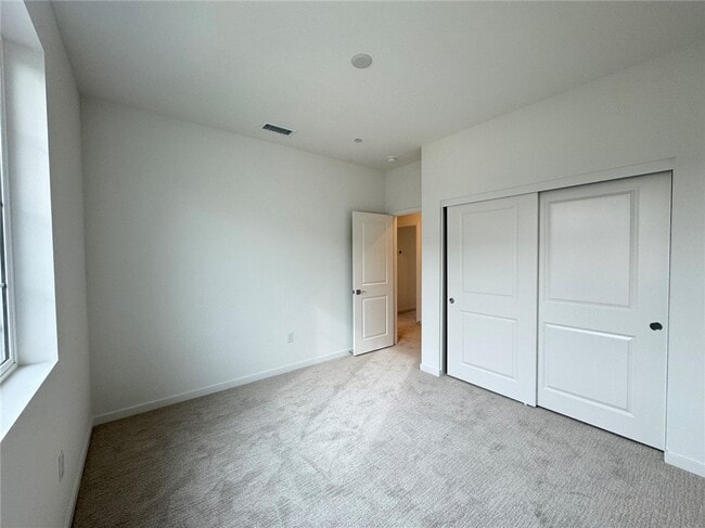 Building Photo - 12772 Lomond Wy