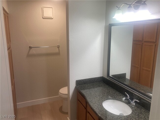 Building Photo - 3145 E Flamingo Rd