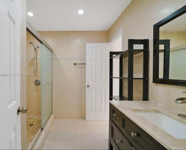 Building Photo - 15270 SW 45th Terrace