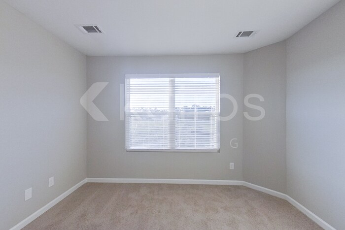 Building Photo - 844 Silent Barge Cv