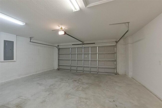 Building Photo - 1749 SW 168th Loop