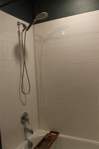 Building Photo - 1300 Community Way