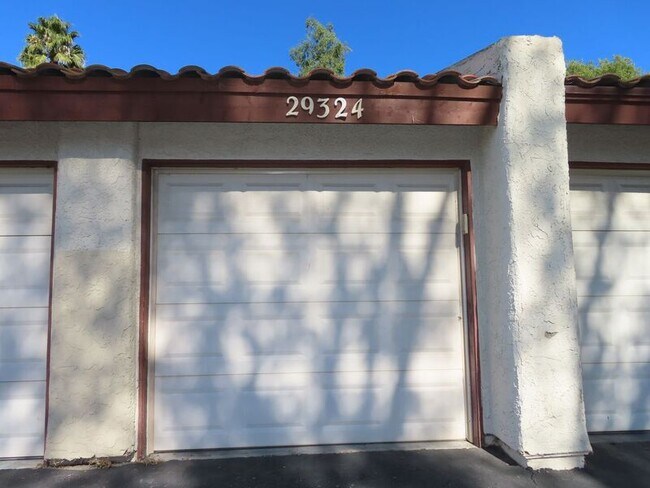 Building Photo - 29324 Vía Frontera