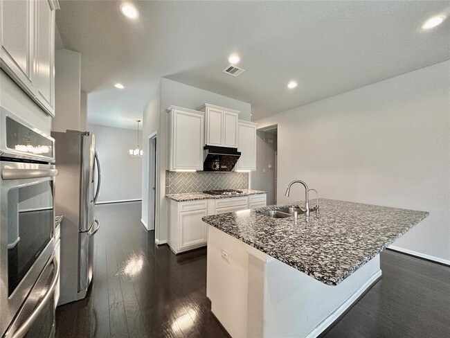 Building Photo - 28707 Forest Pass Ln