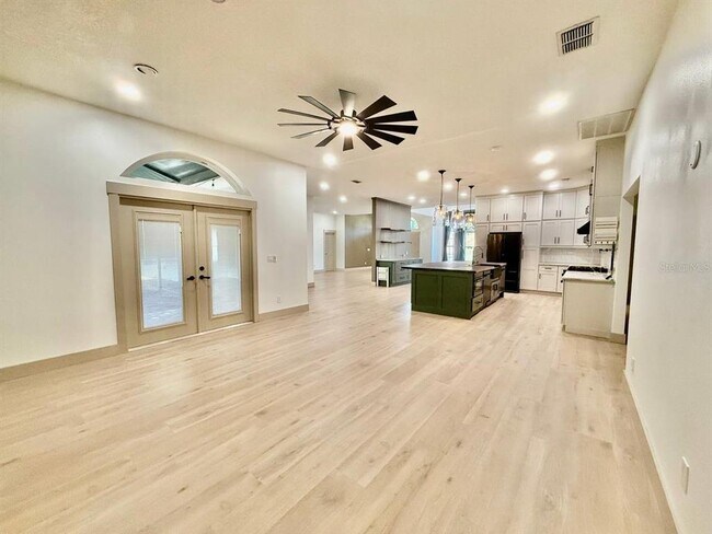 Building Photo - 28412 Great Bend Pl