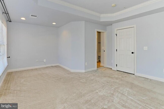 Building Photo - 478 Ferdinand Day Dr