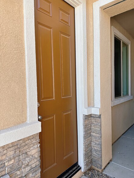 Building Photo - 4061 Hudson Ln