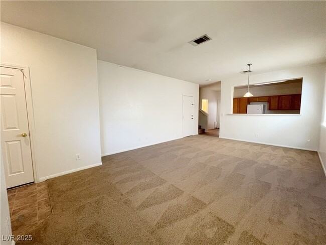 Building Photo - 1312 Creek Village Ave
