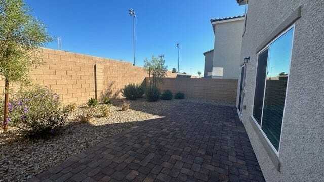 Building Photo - 8442 Cabirolera Ave