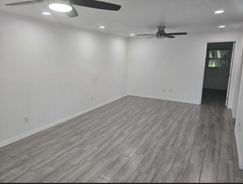 Building Photo - 1250 S Pinellas Ave