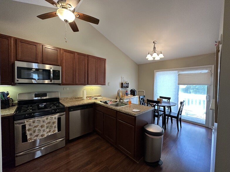 Building Photo - 1241 Ballantrae Pl