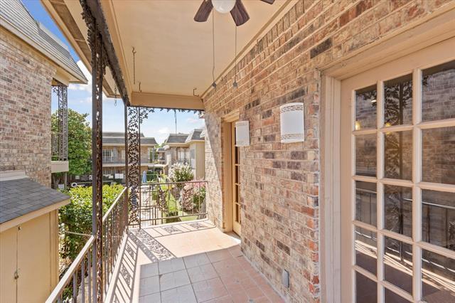 Building Photo - 4403 Bellaire Dr S