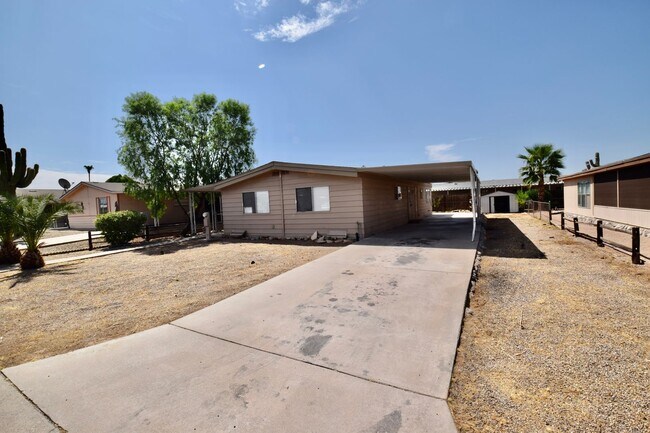 Building Photo - 3 bed 2 bath Mesa home in a quiet neighbor...
