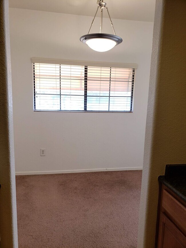 Building Photo - AVAILABLE NOW!!! GATED COMMUNITY - THE RAVEN - WITH GREAT AMENITIES