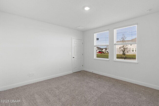 Building Photo - 105 Pitching Wedge Dr