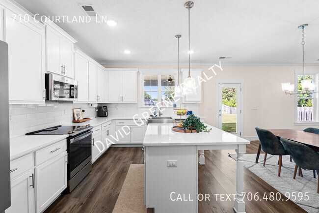 Building Photo - 710 Courtland Ln