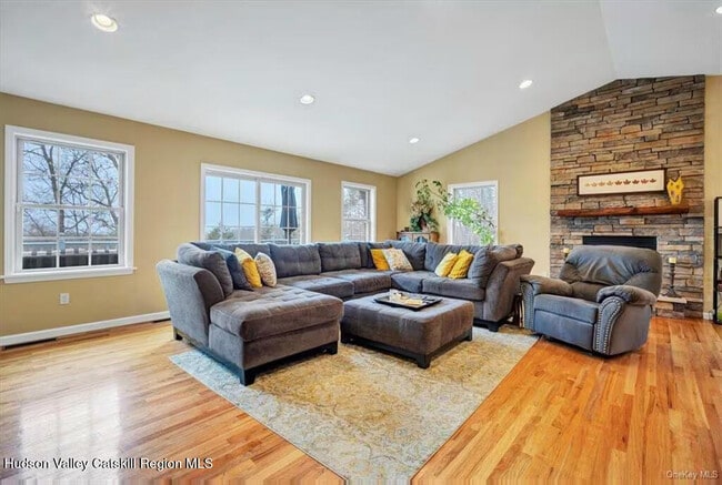 Building Photo - 83 Soper Rd