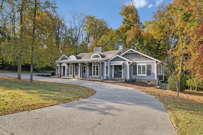 Primary Photo - FULLY FURNISHED ISLAND HOME ON OLD HICKORY...