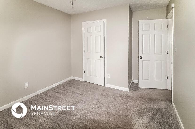 Building Photo - 329 Lakeshore Dr