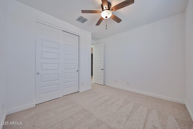 Building Photo - 8747 W Colter St