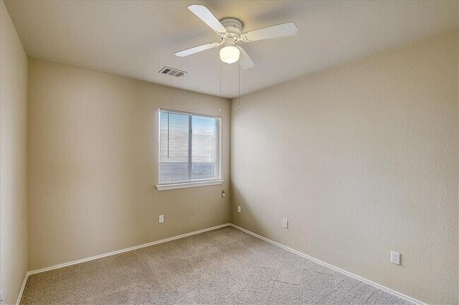 Building Photo - 2207 Jesse Owens Dr