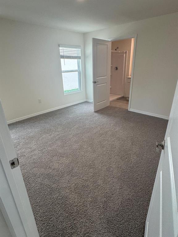 Building Photo - 2872 NE 21st Ct Rd