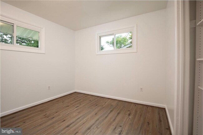 Building Photo - 13802 Marianna Dr