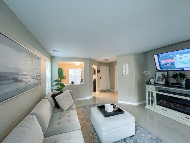 Building Photo - 2642 Skyview Ridge Ct