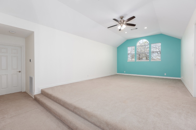 Building Photo - 501 Crown Colony Dr