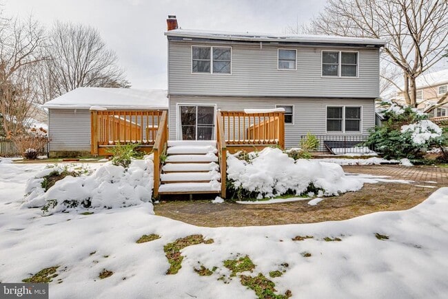 Building Photo - 517 Stockbridge Ct