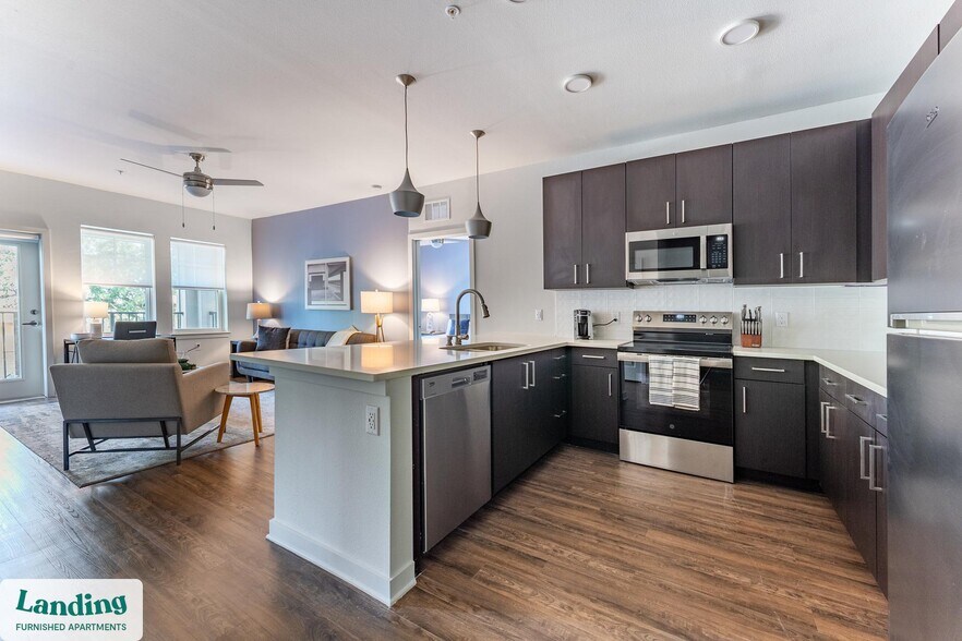 Building Photo - 1225 Utica Dr