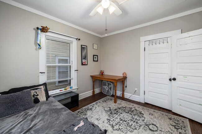 Building Photo - 1114 Fulton St E