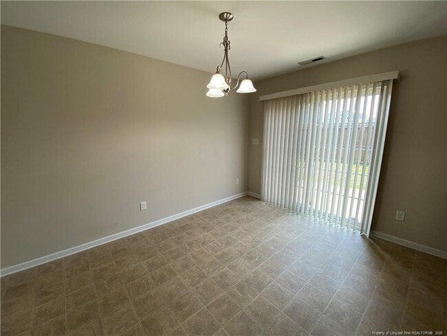 Building Photo - 2109 Sir Michael Dr