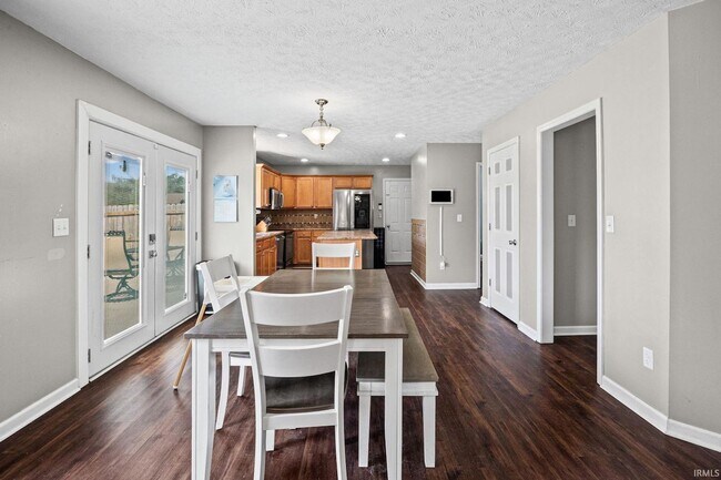 Building Photo - Beautiful South Lafayette Home Near Sterling Heights Park
