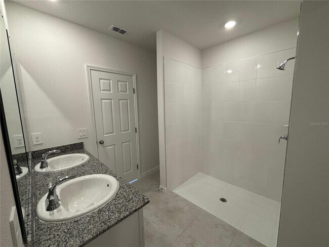 Building Photo - 894 Sand Sea Pl