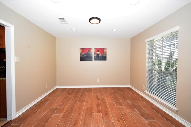 Building Photo - 6011 Arboles Dr