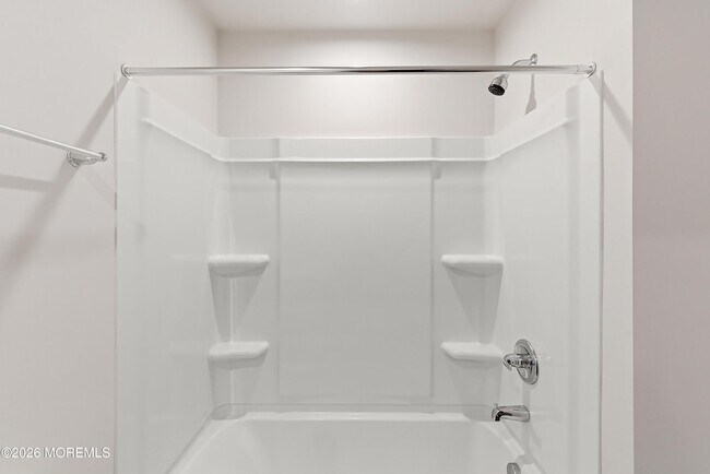 Building Photo - 604 Cyprus Ct