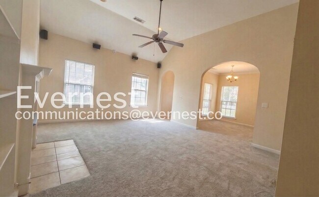 Building Photo - 273 Oxmoor Pl