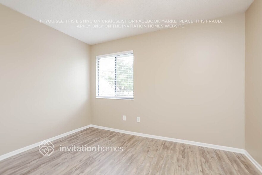 Building Photo - 391 Cidermill Pl