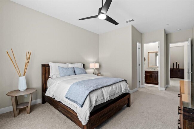 Building Photo - 54770 Cavalcade Ct