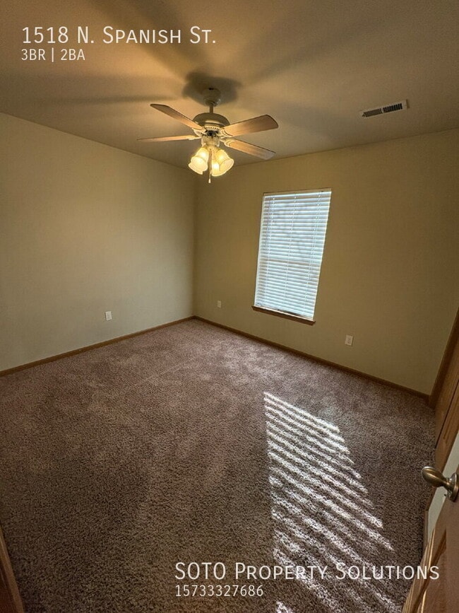 Building Photo - 1518 N Spanish St